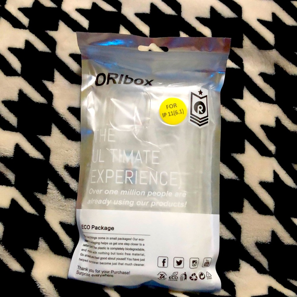 ⚡️HOST PICK ⚡️NWOT ORIbox Clear Phone Case for iPhone 11